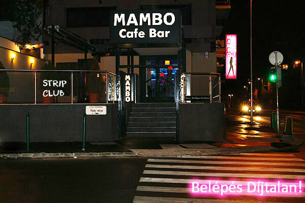 Mambo Cafe Bar bejárata az Sánc utcáról